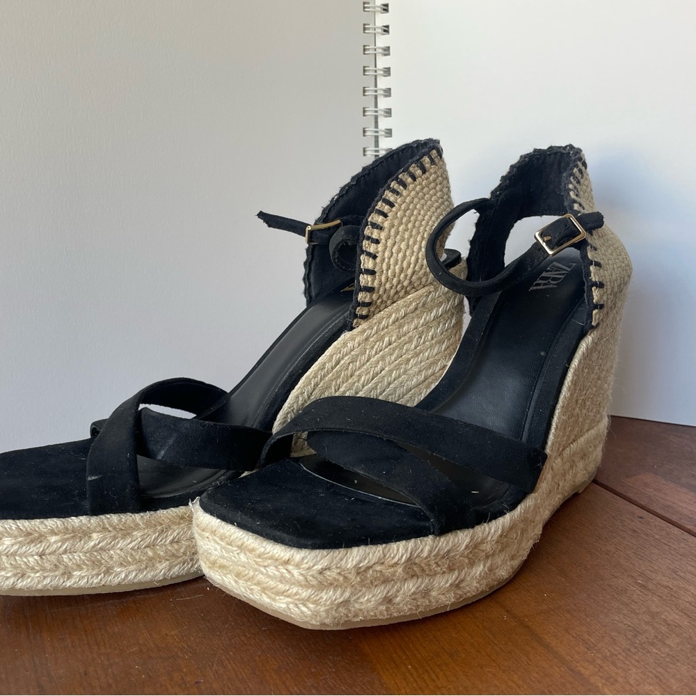 Women's Black and Tan Wedge Sandals